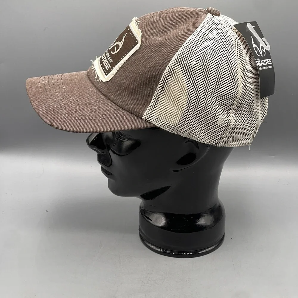 Realtree Baseball Cap Hunting Fishing Outdoors Trucker Cast Blast Adjustable NWT